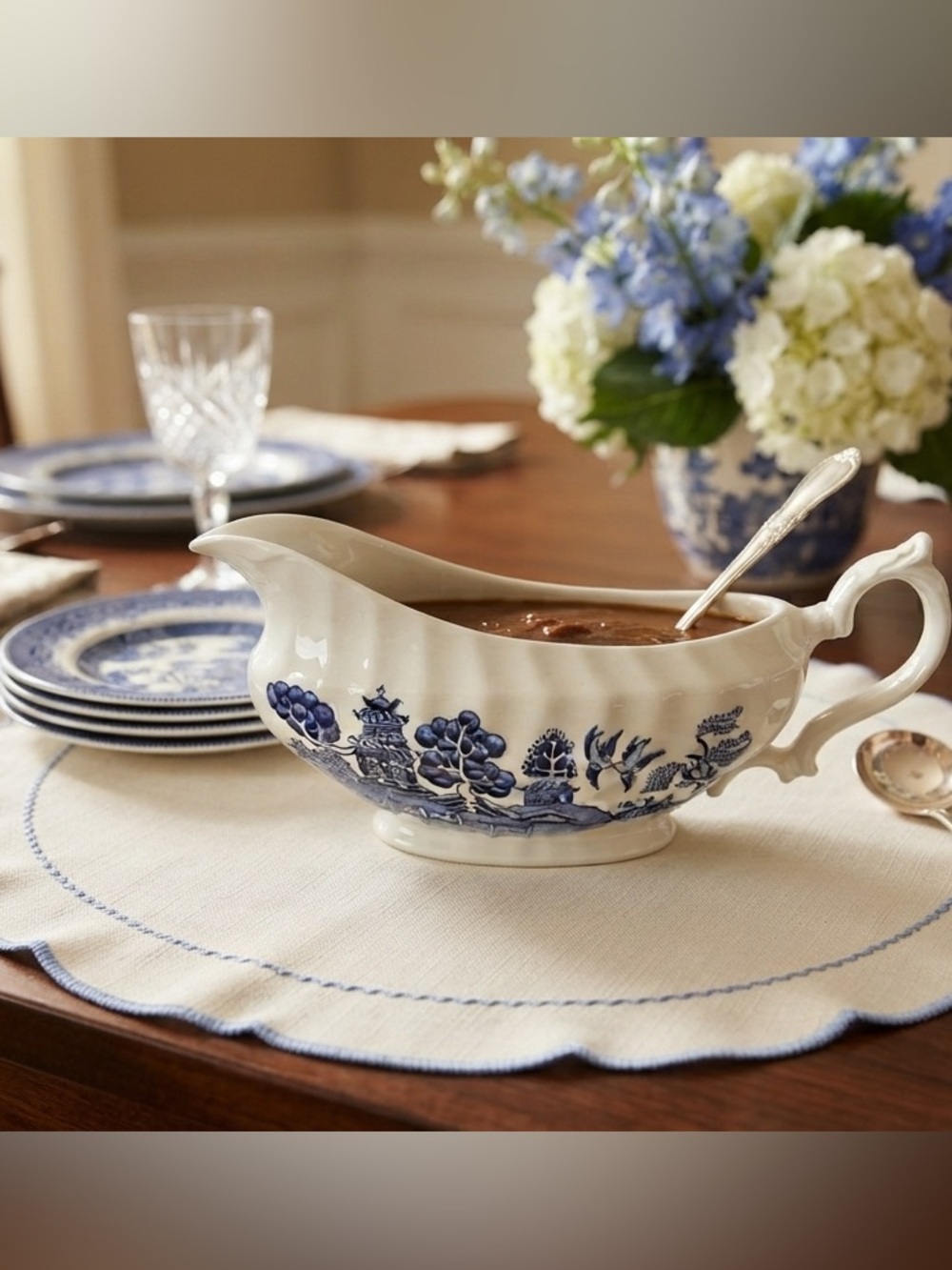 Vintage Churchill Blue Willow gravy boat.